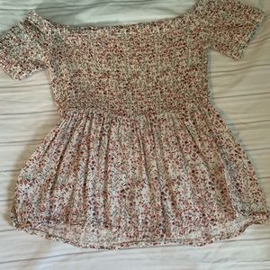 Old Navy off the shoulder blouse